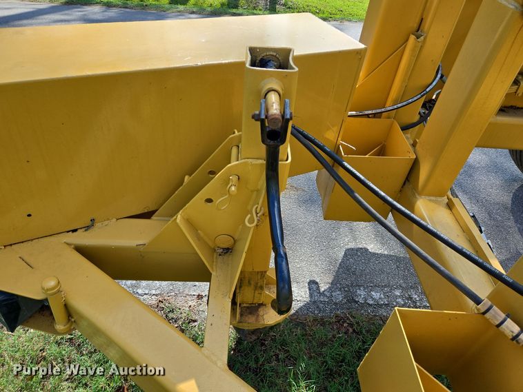 image for item DT5332 1984 Butler reel trailer