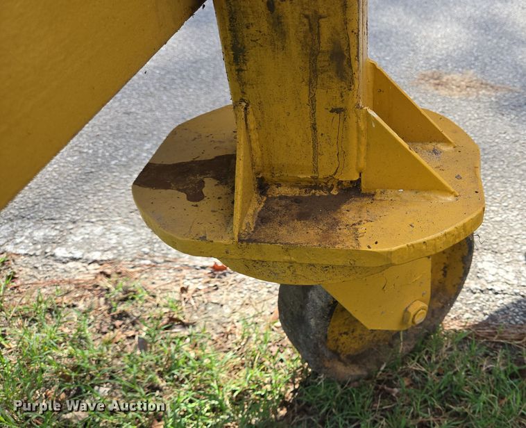 image for item DT5332 1984 Butler reel trailer