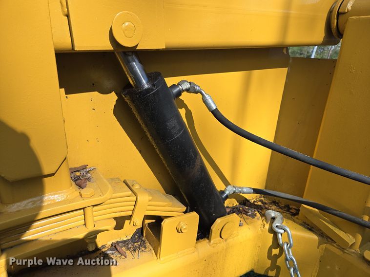 image for item DT5332 1984 Butler reel trailer