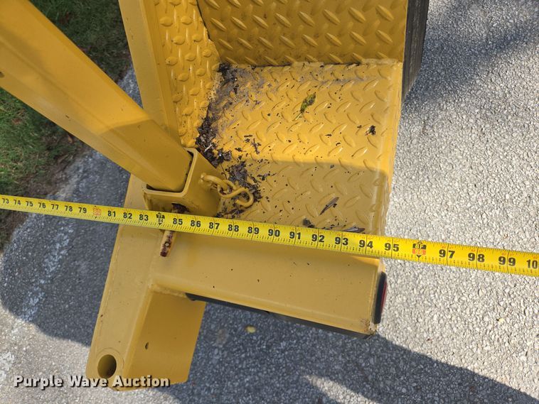 image for item DT5332 1984 Butler reel trailer