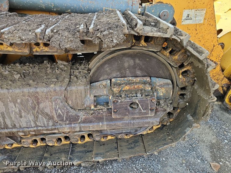 image for item DT7551 Liebherr LR 634 track loader