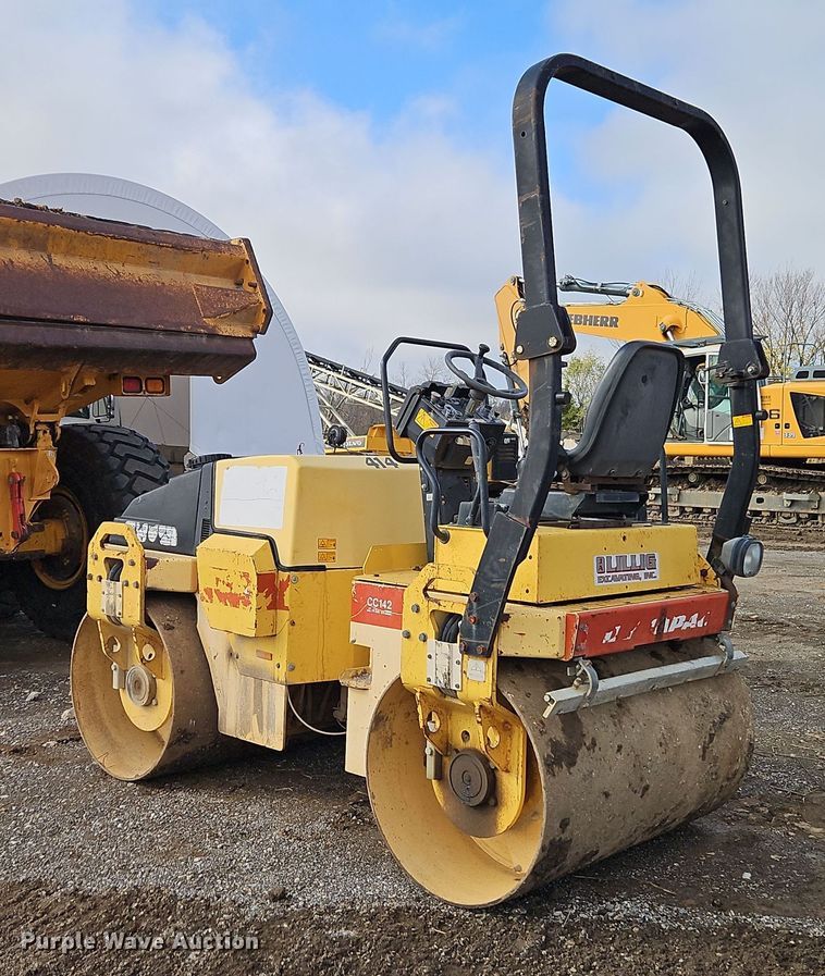 image for item DT7554 2005 Dynapac CC142 double drum vibratory roller