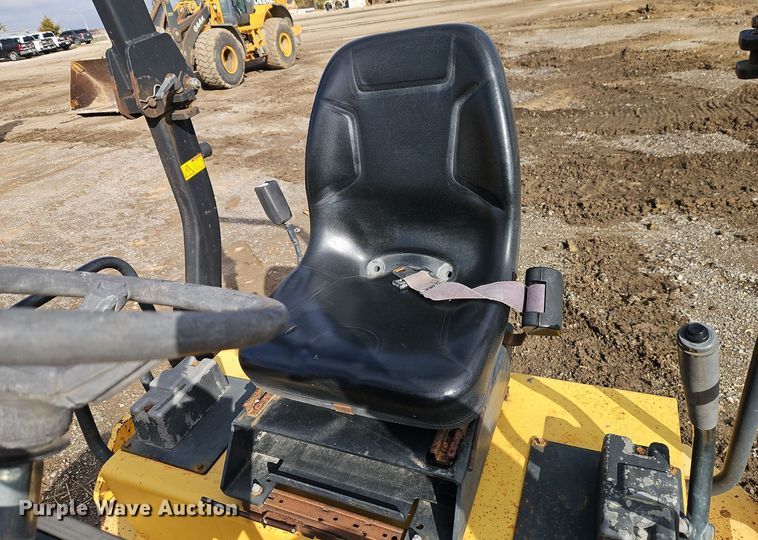 image for item DT7554 2005 Dynapac CC142 double drum vibratory roller