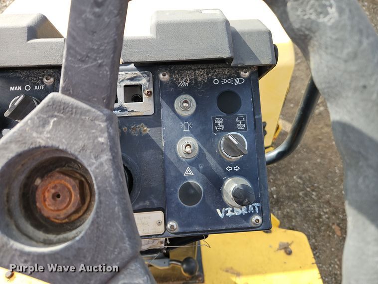 image for item DT7554 2005 Dynapac CC142 double drum vibratory roller