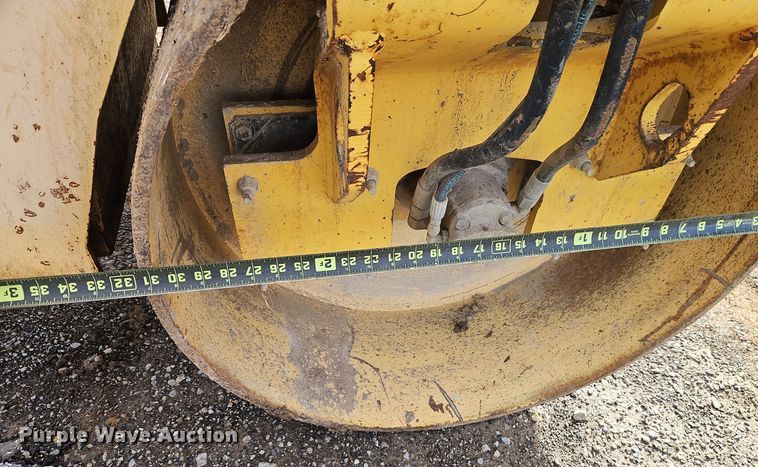 image for item DT7554 2005 Dynapac CC142 double drum vibratory roller