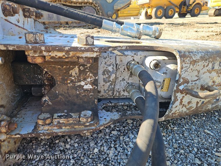 image for item DT7555 FRD F90L breaker