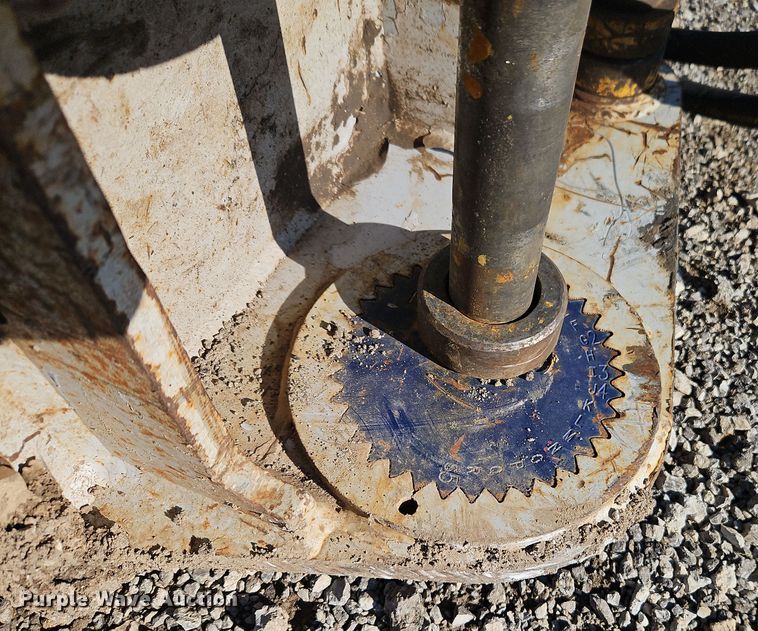 image for item DT7555 FRD F90L breaker