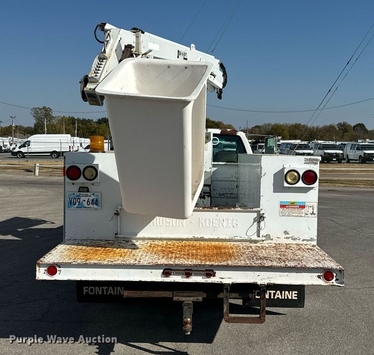image for item DU9495 1999 Chevrolet C3500HD bucket truck