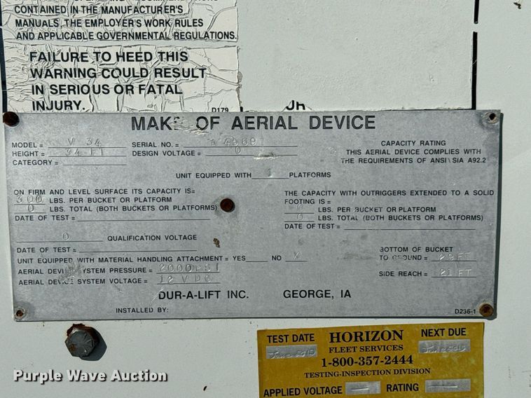 image for item DU9495 1999 Chevrolet C3500HD bucket truck