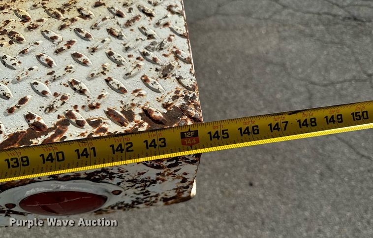 image for item DU9495 1999 Chevrolet C3500HD bucket truck