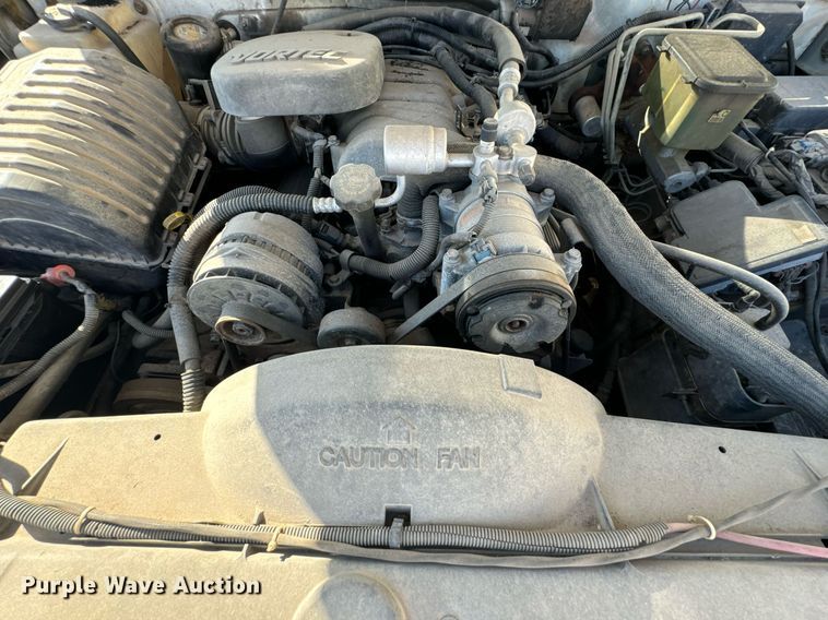 image for item DU9495 1999 Chevrolet C3500HD bucket truck