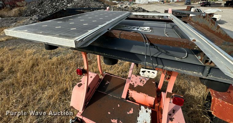 image for item DU9498 2010 National Signal, Inc. Aero-Lite  arrow board trailer