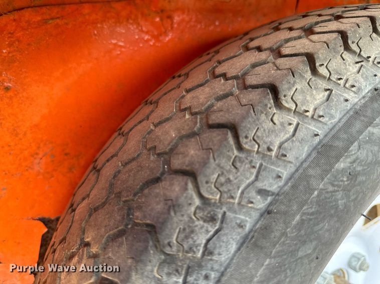 image for item DU9498 2010 National Signal, Inc. Aero-Lite  arrow board trailer