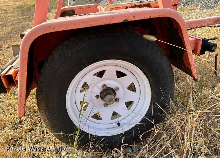 image for item DU9498 2010 National Signal, Inc. Aero-Lite  arrow board trailer