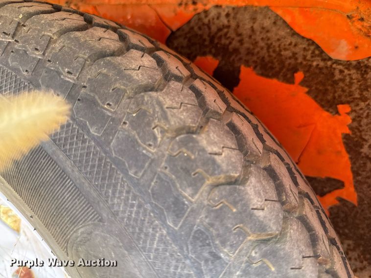 image for item DU9498 2010 National Signal, Inc. Aero-Lite  arrow board trailer