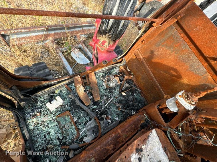 image for item DU9499 2016 Takeuchi TB240 mini excavator