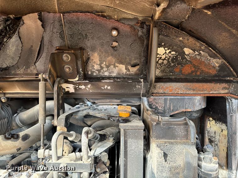 image for item DU9499 2016 Takeuchi TB240 mini excavator