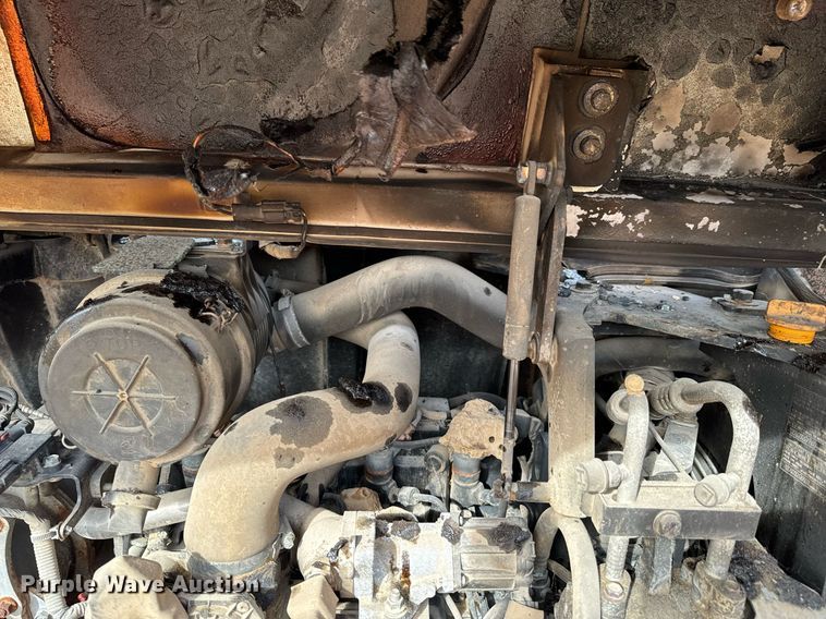 image for item DU9499 2016 Takeuchi TB240 mini excavator