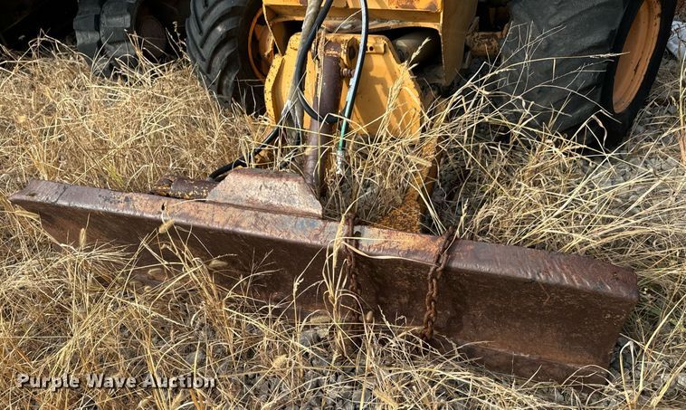 image for item DU9500 1996 Case 560 trencher