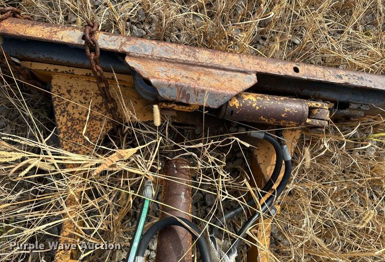 image for item DU9500 1996 Case 560 trencher