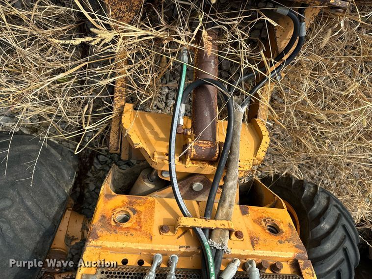 image for item DU9500 1996 Case 560 trencher