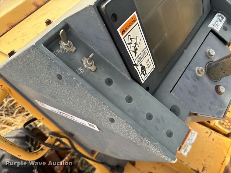 image for item DU9500 1996 Case 560 trencher