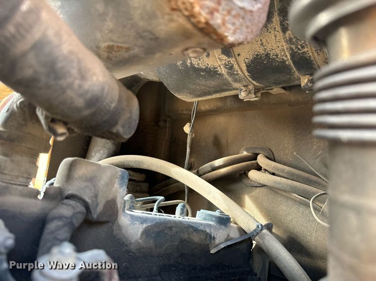 image for item DU9500 1996 Case 560 trencher