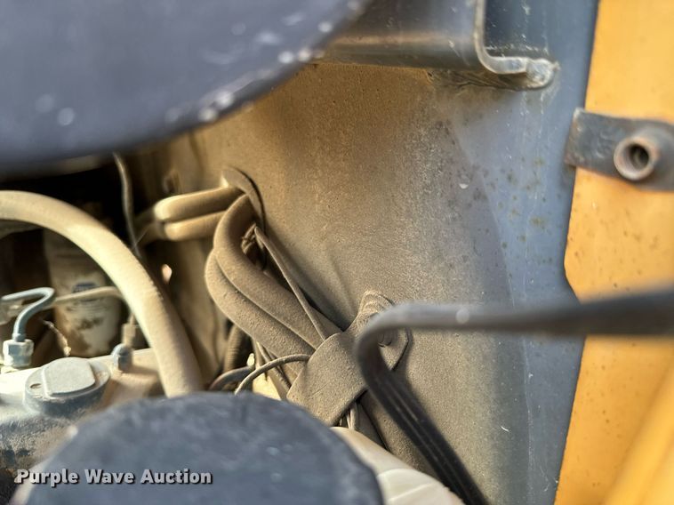 image for item DU9500 1996 Case 560 trencher