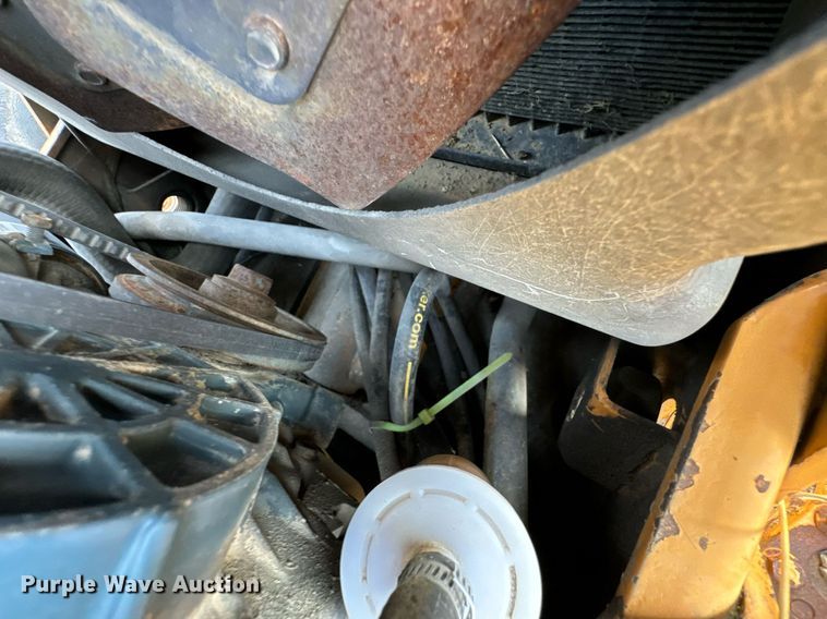 image for item DU9500 1996 Case 560 trencher