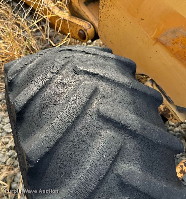 image for item DU9500 1996 Case 560 trencher