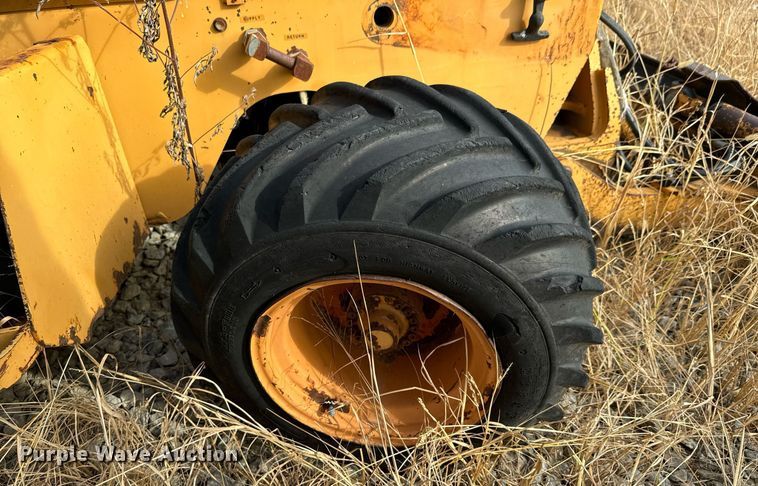 image for item DU9500 1996 Case 560 trencher