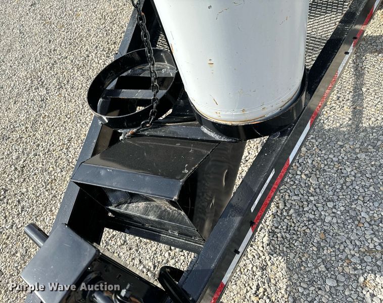 image for item DU9503 Roadmaster 300J asphalt trailer