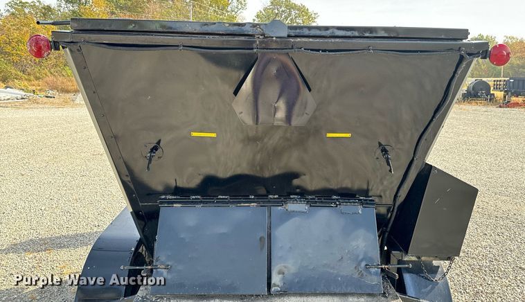 image for item DU9503 Roadmaster 300J asphalt trailer