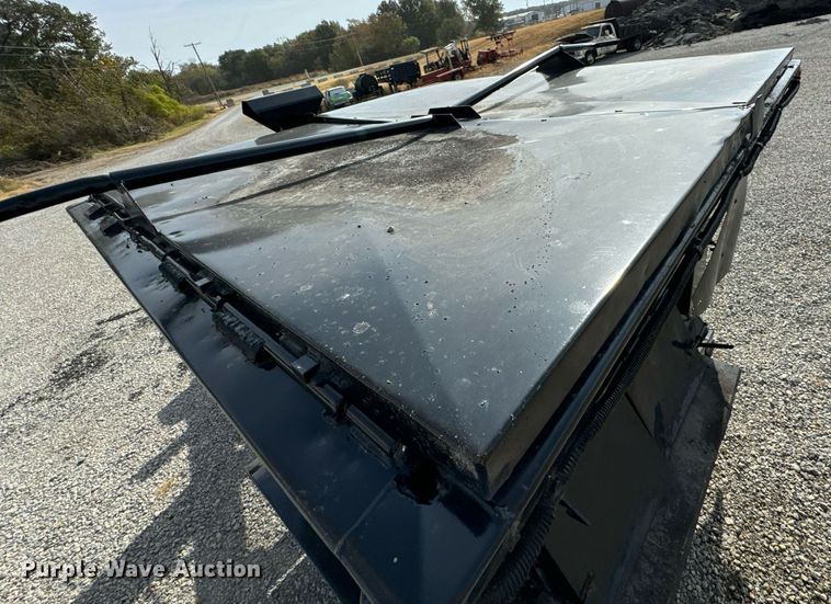 image for item DU9503 Roadmaster 300J asphalt trailer