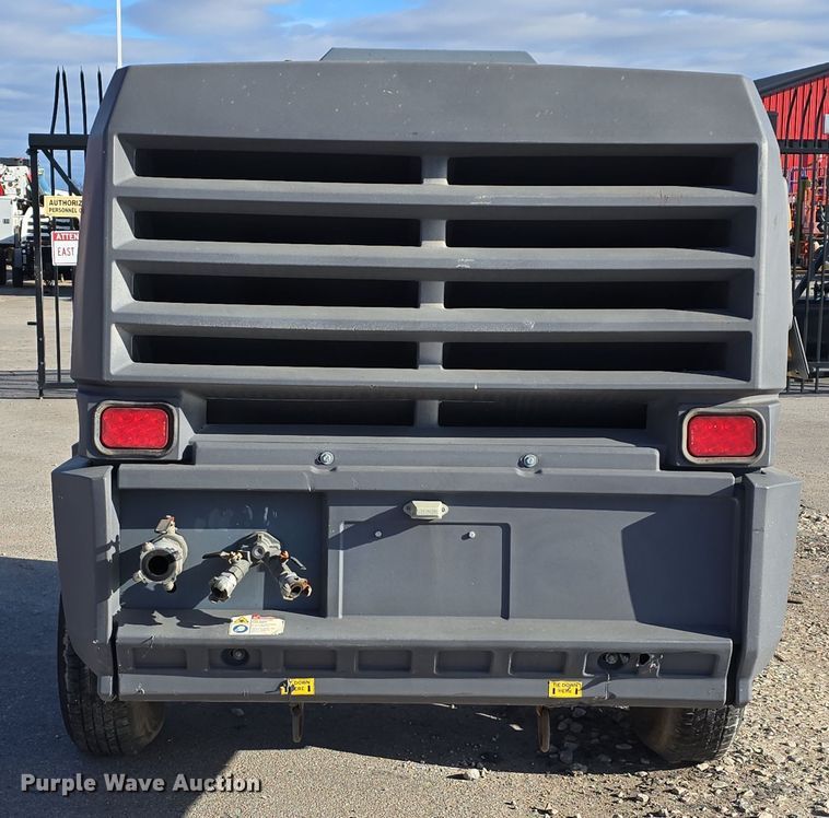 image for item DV0010 2017 Atlas Copco XATS 400 PE JD7 IT4 EB air compressor