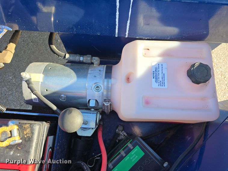 image for item DV0011 2016 Rock Line Products Air-Tow RS10-55 equipment trailer