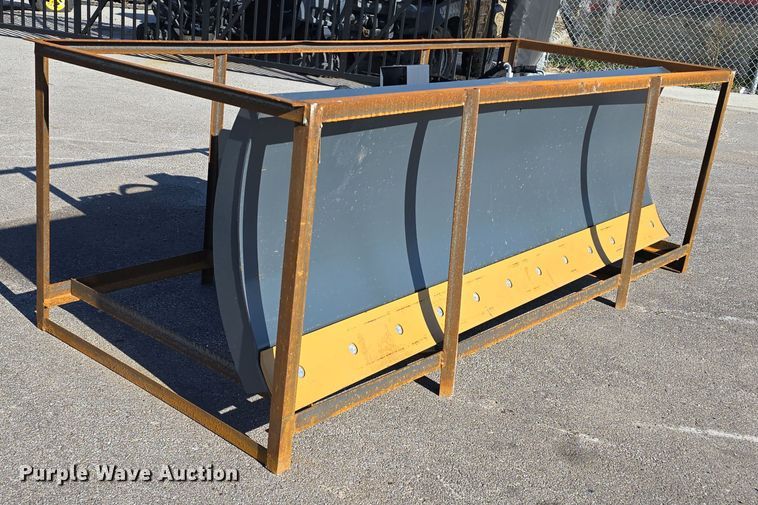 image for item DV0013 2024 Handy Attachments HSD96 skid steer dozer blade
