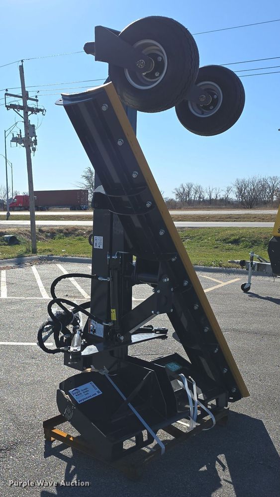 image for item DV0018 2024 Raytree RMGB96 skid steer grader