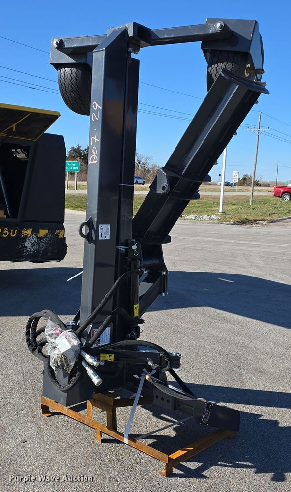 image for item DV0018 2024 Raytree RMGB96 skid steer grader