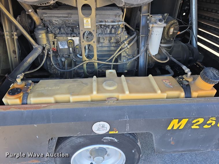 image for item DV0019 2013 Kaeser M250 air compressor