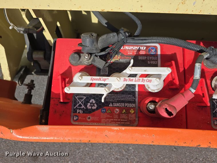 image for item DV0022 2017 JLG 2646 ES scissor lift