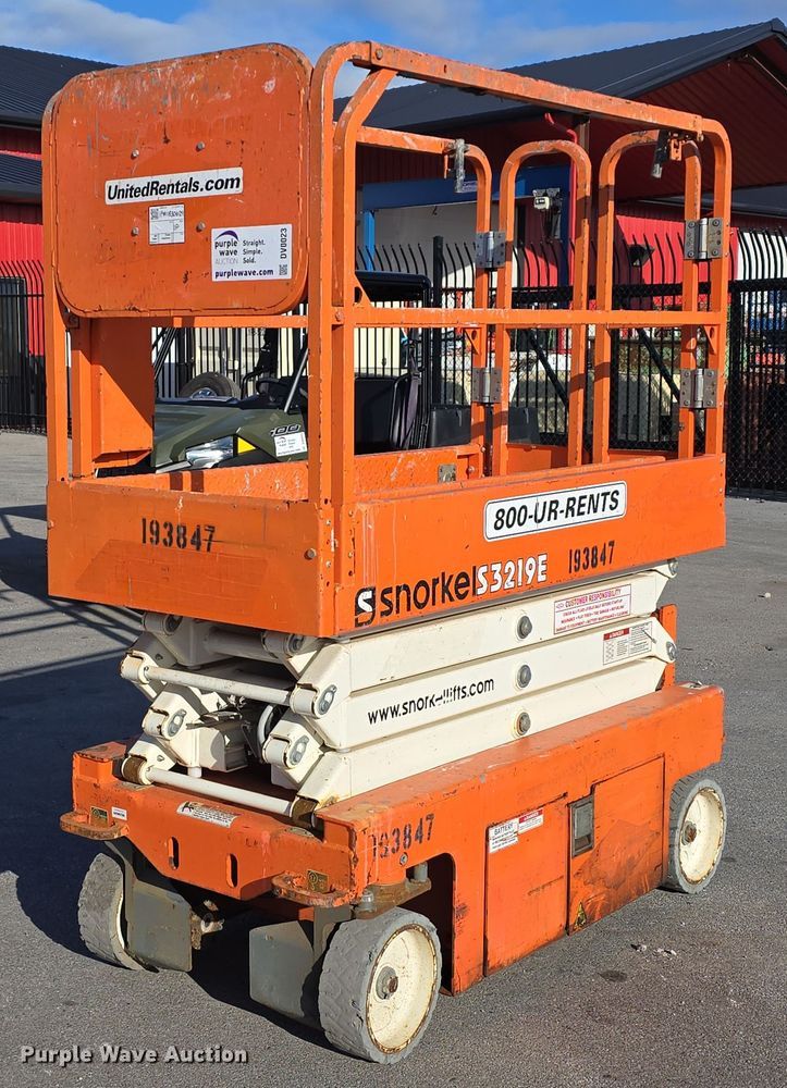 image for item DV0023 2017 Snorkel S3219E scissor lift