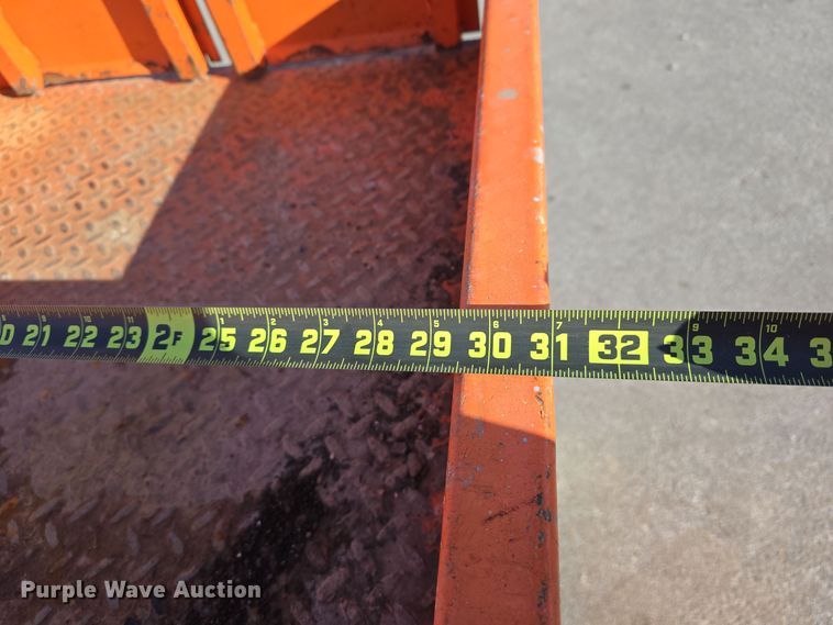 image for item DV0023 2017 Snorkel S3219E scissor lift