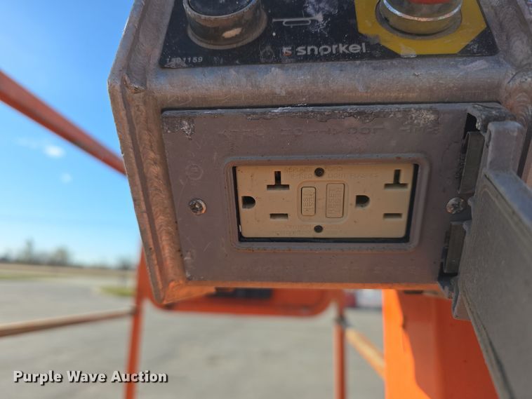 image for item DV0023 2017 Snorkel S3219E scissor lift