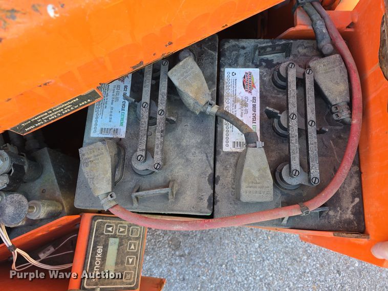 image for item DV0023 2017 Snorkel S3219E scissor lift