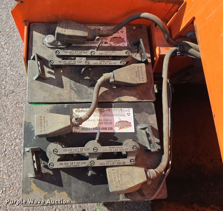 image for item DV0023 2017 Snorkel S3219E scissor lift