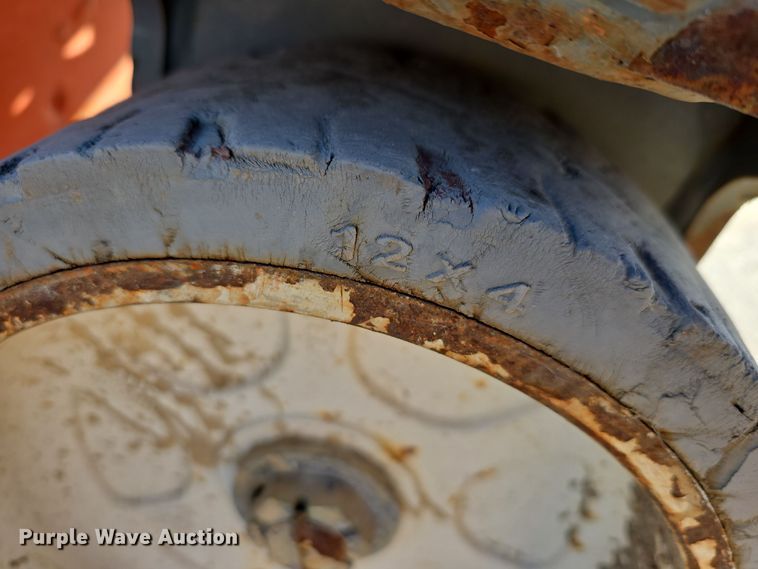 image for item DV0023 2017 Snorkel S3219E scissor lift