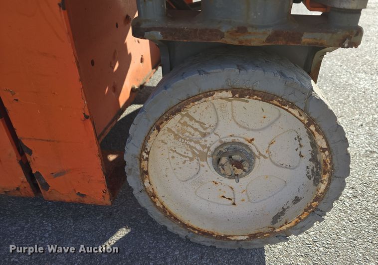 image for item DV0023 2017 Snorkel S3219E scissor lift