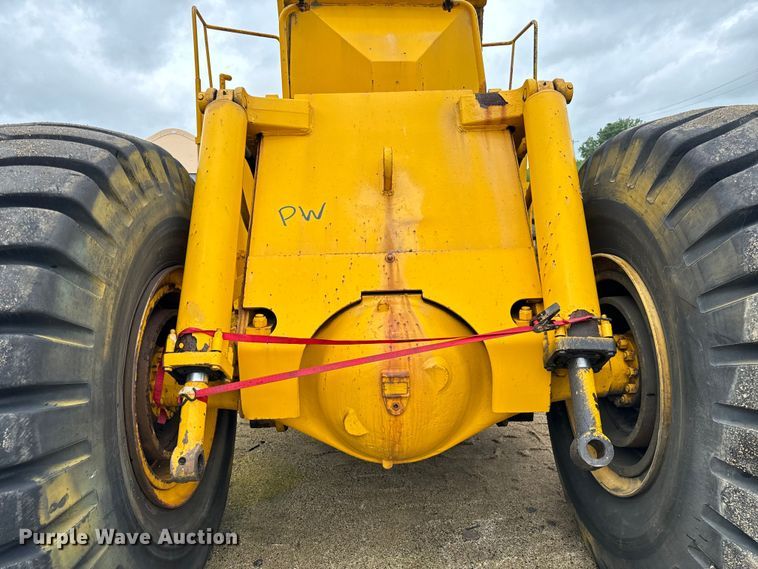 image for item DV5840 1974 Michigan  280 dozer