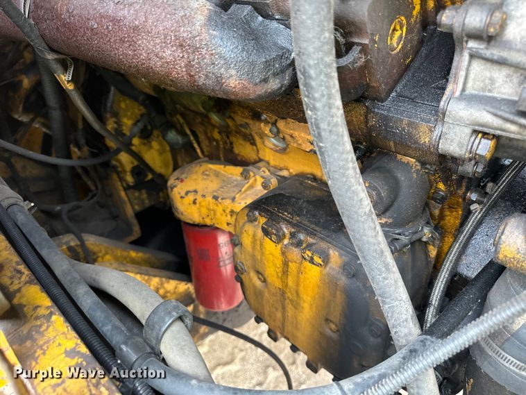 image for item DV5840 1974 Michigan  280 dozer